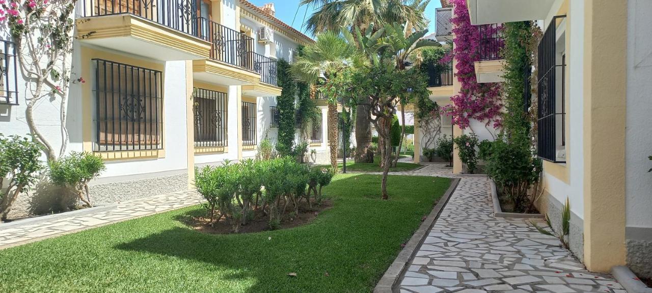 Apartamento Primera Linea De Playa Las Marinas Vera Exterior photo