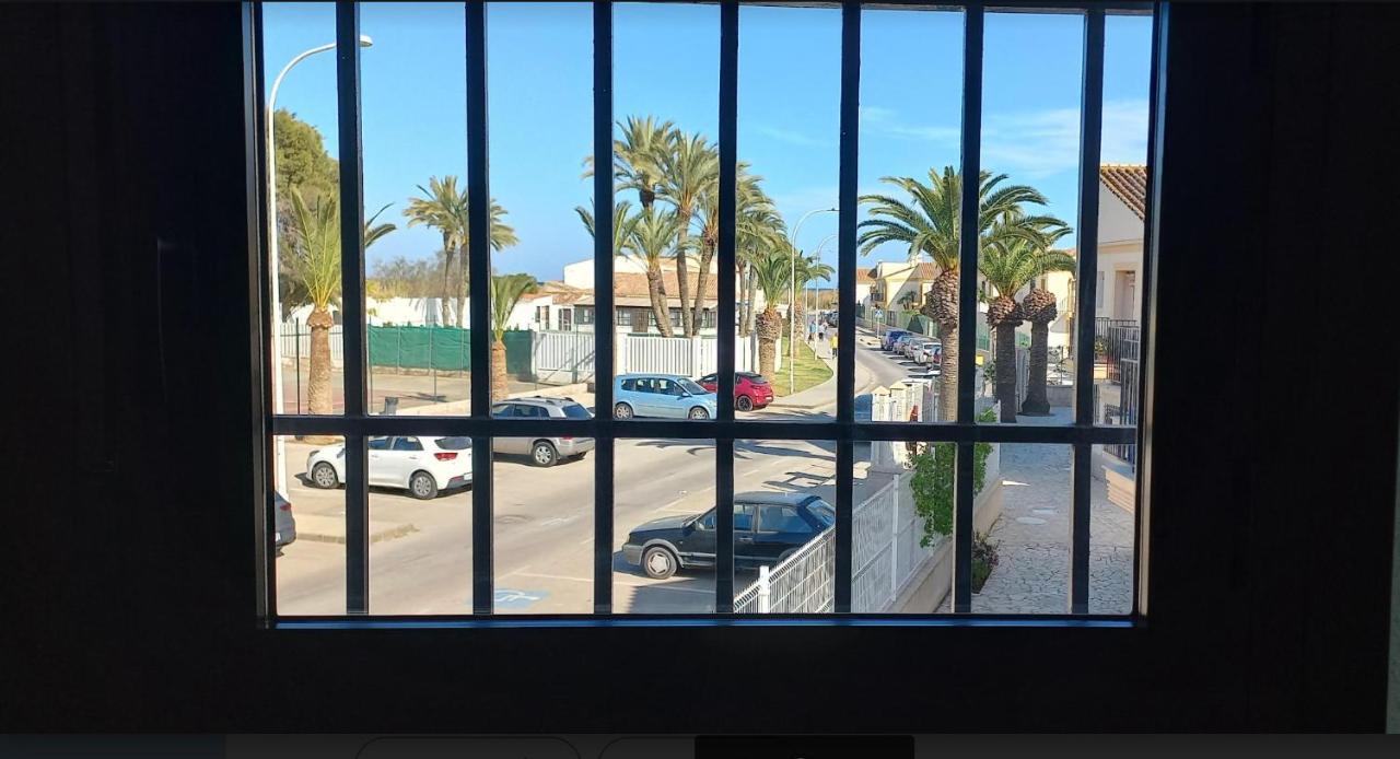 Apartamento Primera Linea De Playa Las Marinas Vera Exterior photo